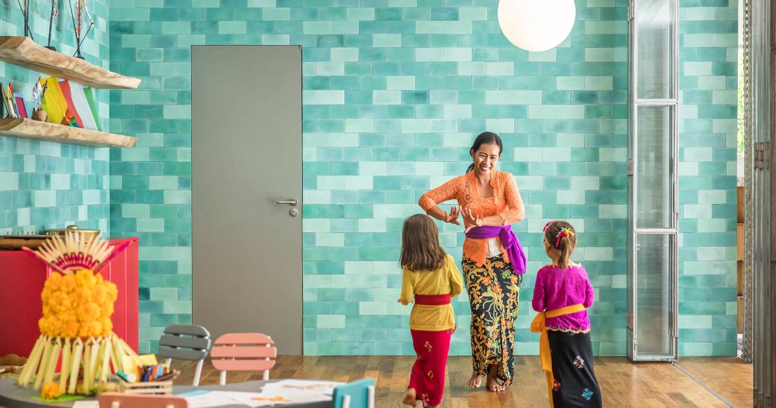 Jessica Lau And Two Children